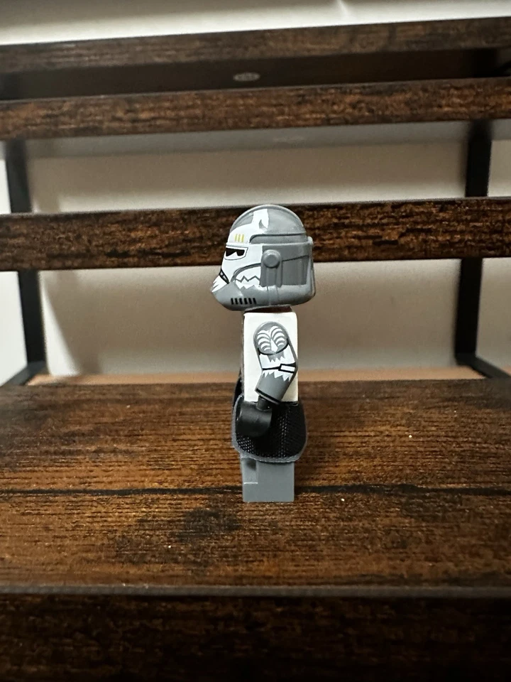 LEGO Star Wars Commander Wolffe Minifigure Grandpa Clone Customs (GCC) - NEW - Image 3 of 4
