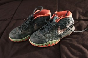 kyrie irving shoes youth