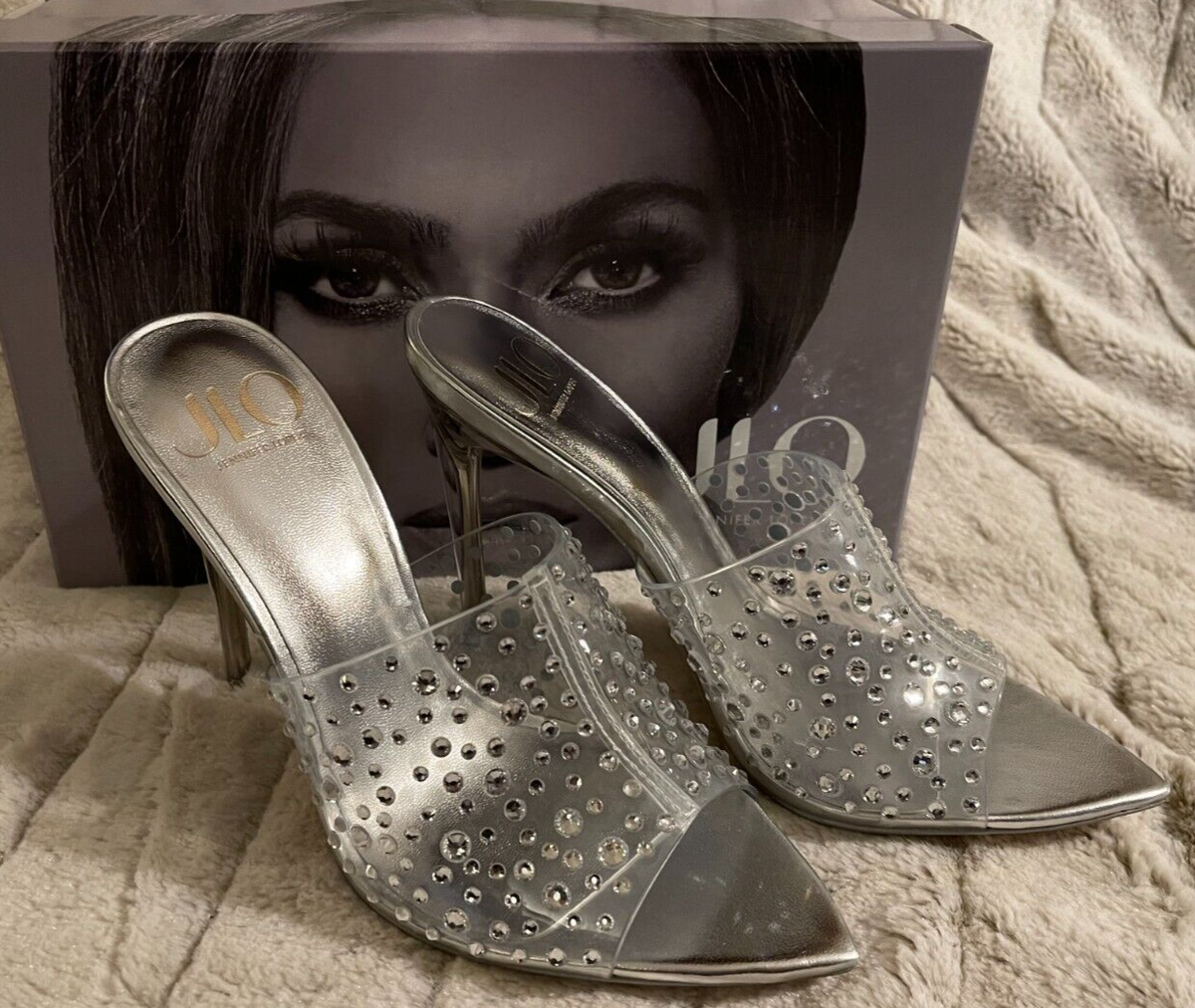 NIB JLO Womens Temptatn2 Rhinestone Slide Sandal Silver Heels