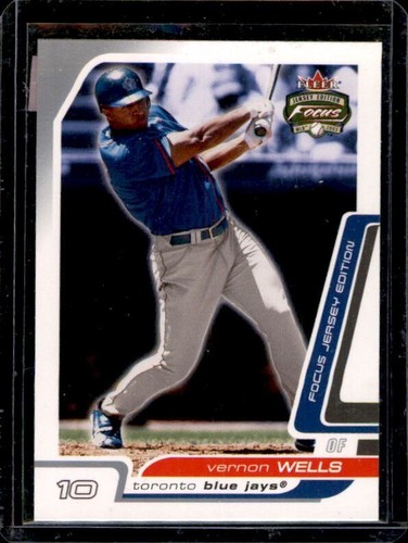 2003 Fleer Focus Jersey Edition Vernon Wells #143 card