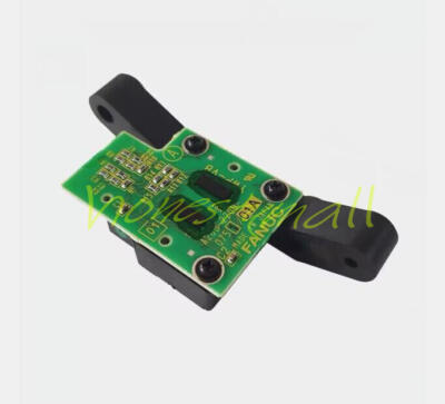 New in Box Fanuc A20B-2200-0751 Encoder