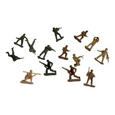 Vintage Plastic Green Tan Army Men Lot of 14 Pieces, 2.25 Action Figures