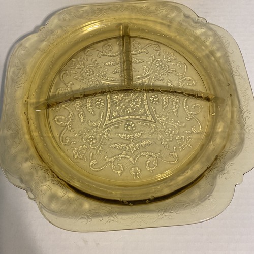Vintage Yellow Amber Federal Madrid Depression Glass 10 1/4" Divided Plates 6 - Picture 2 of 7
