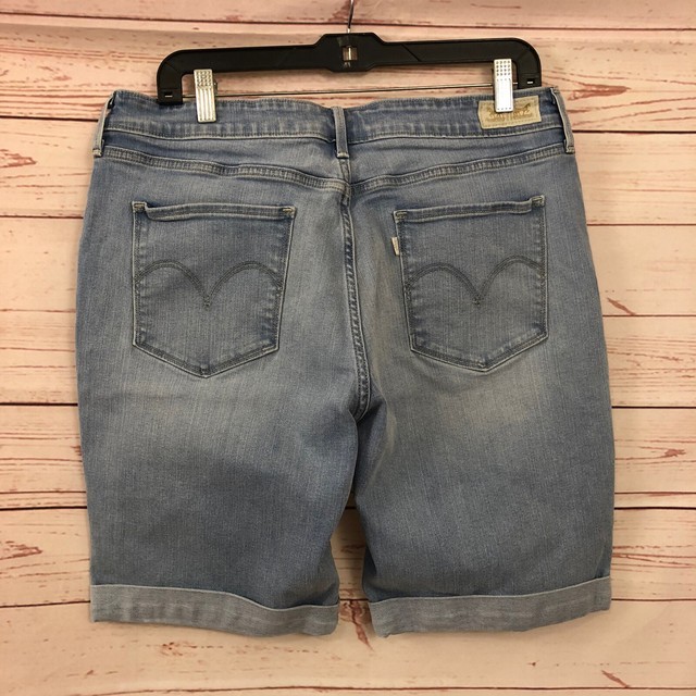 levi shorts sale womens