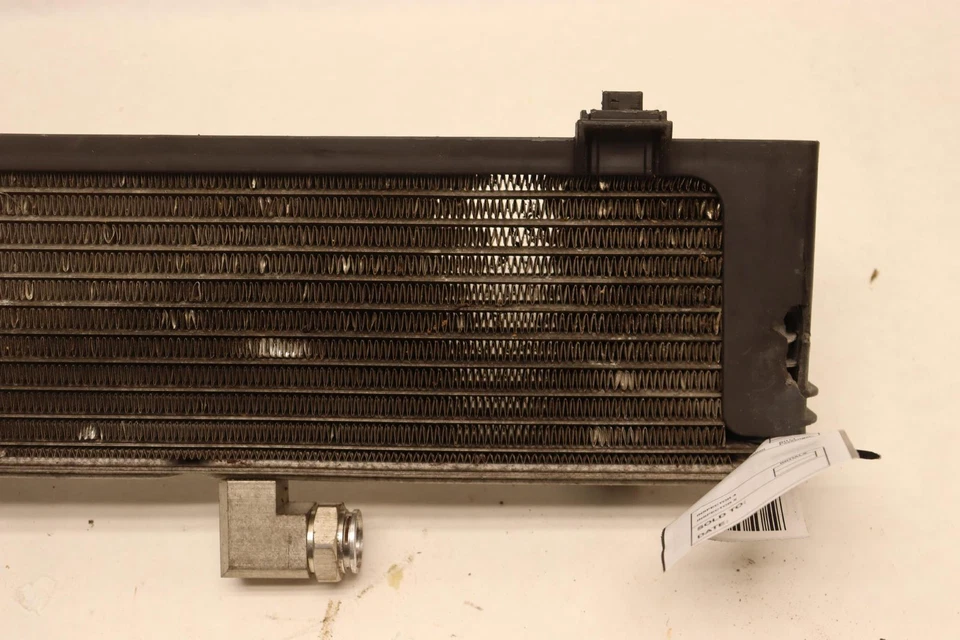 GMC SIERRA 2500 HD 2015-2016 Denali 6,6 L diésel transmisión aire acondicionado enfriador de aceite OEM Foto 2 de 4