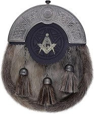 Scottish Kilt Sporran with Traditional Badges   Genuine Leather, Perfect for ...