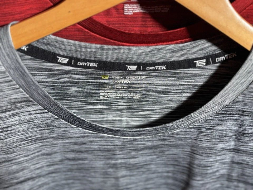 Camisa de rendimiento 2 Tek Gear Dry Tek para hombre sin mangas talla XL gris negra Foto 4 de 4