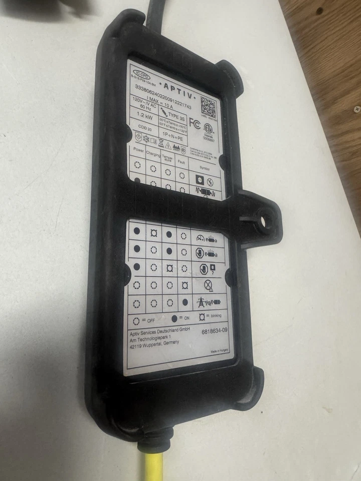 CARGADOR BMW EV APTIV / TIPO 3S / 120V / 1.2KW Foto 2 de 4