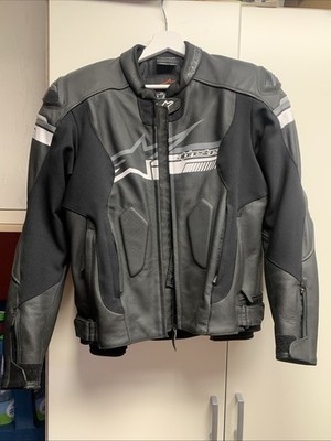 Alpine Stars Motorradjacke Größe M mit beinhaltenden Rückenprotektor