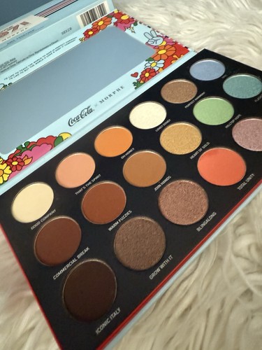 Morphe X Coca-Cola 1971 ~ The Unity Collection Artistry Palette ~ BNIB - Picture 3 of 6