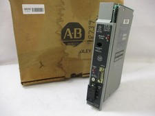  NEW ALLEN BRADLEY 1772-LSP SER A MINI-PLC-2/05 w/POWER SUPPLY 15-PIN CONNECTOR