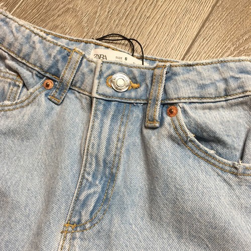 Zara Girls Floral Embroidery Straight Leg Denim Jean Light Wash Mid Rise Size 6 - Picture 3 of 10