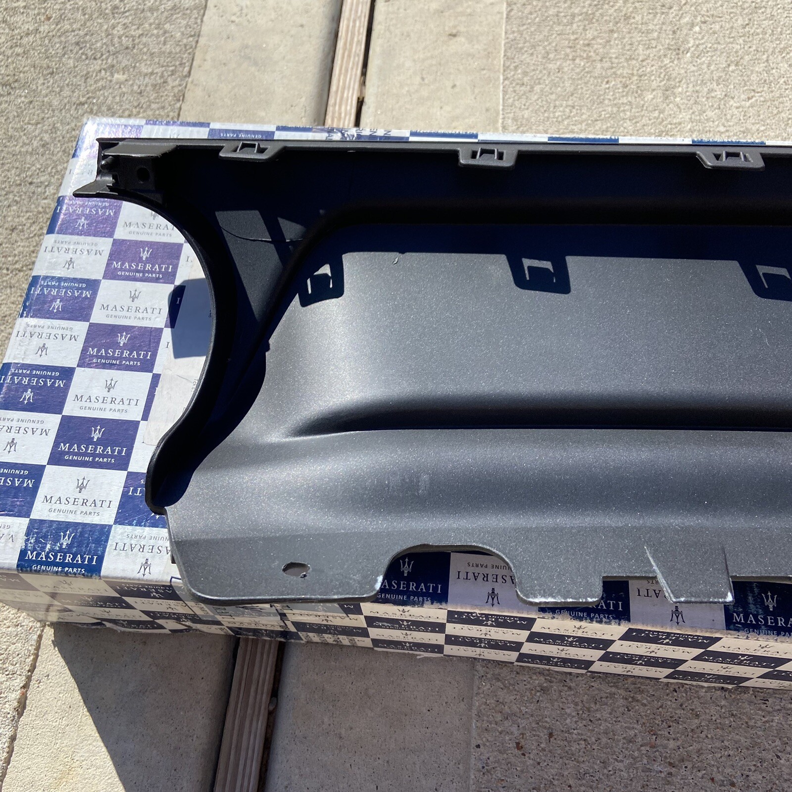 2014 - 2017 Maserati Ghibli Rear Bumper Lower Valance Trim Panel 670010777