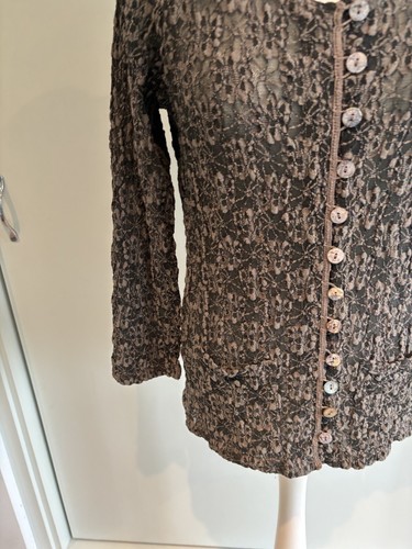 Cárdigan Sahara Tejido Arrugado Mezcla Algodón Talla M-L Boho Floral Elastizado Botones - Imagen 8 de 15
