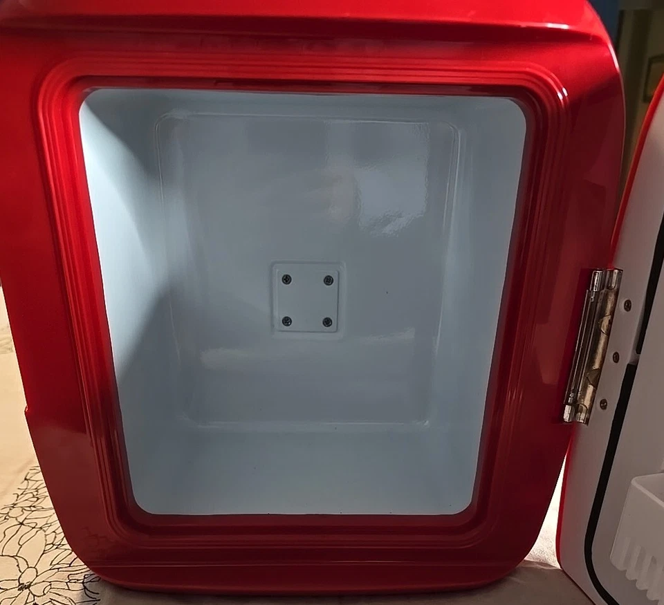 Koolatron KWCXJ-6 Coca Cola Personal Cube Compact Refrigerator Parts Only - Image 2 of 4