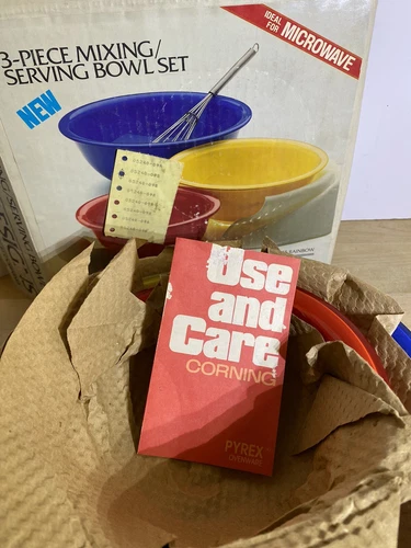 NEW Vintage - PYREX Designs 3 Piece Blue Rainbow 430-045 Mixing Serving Bowl Set