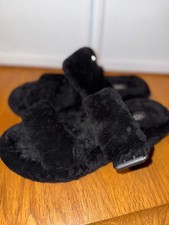 Ugg Fuzz Yeah 1104662 Women Slipper 10 Black Sheepskin Ankle Strap Slip On Slide