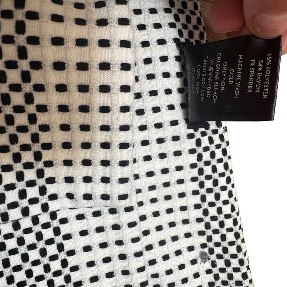 ANN TAYLOR Shorts Womens Size 8 Black White Geometric Print Modern Boho - Image 4 of 4