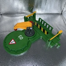 BRIO World Cargo Mountain 36010 Replacement Magnetic 360 Crane Train Track