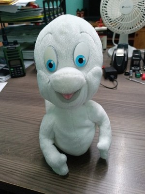 Casper the Friendly Ghost Stuffed Animal Plush Toy 1995 Dakin Universal Studios