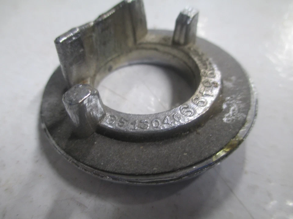 #3513046 71 72 73 PLYMOUTH FURY C BODY NOS MOPAR BASE DE MOLDURA DE ANTENA CROMADA FABRICANTE DE EQUIPAMENTO ORIGINAL - Imagem 4 de 4