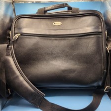  Vintage Tarqus leather briefcase model TLE30...