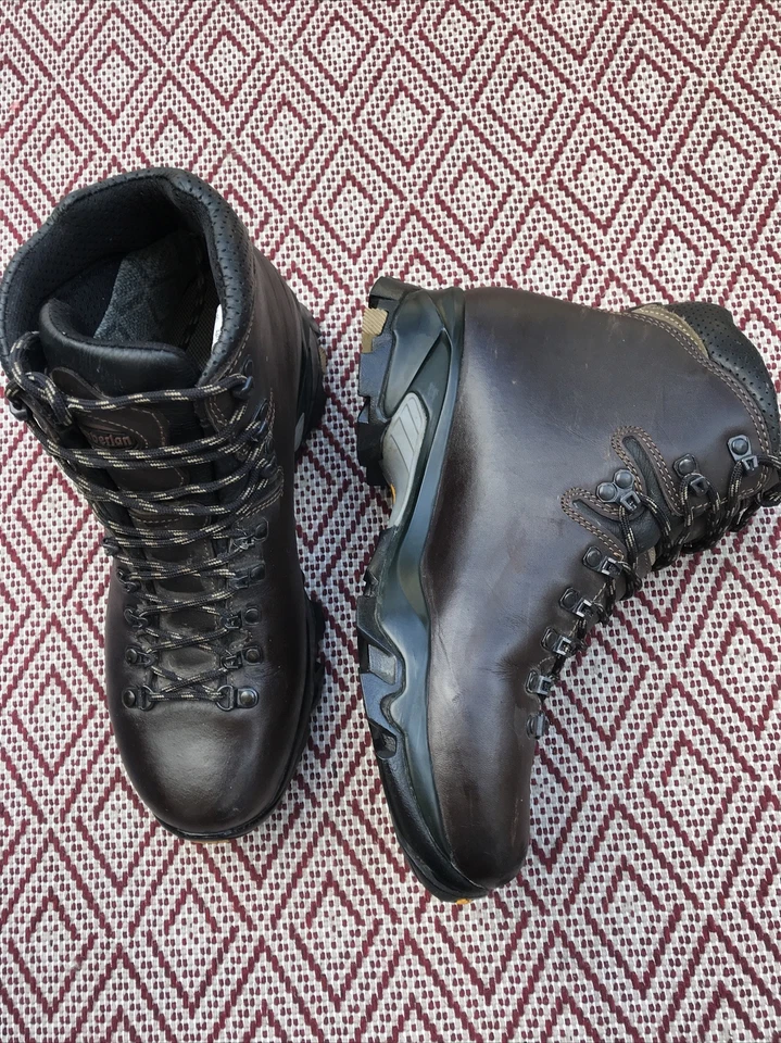Zamberlan Flex-STM  GTX Hiking Boots US 8H M 10 W Goretex Vibram . Used Once! - Image 3 of 4