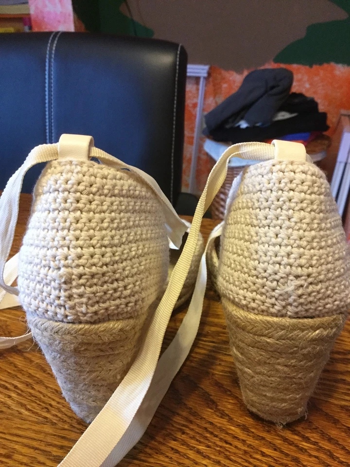 Sandalias para mujer Kimchi azul tobillo envolvente caqui. Talla 8 mediana. Nuevo sin caja Foto 3 de 4