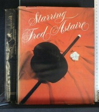 STARRING FRED ASTAIRE. Stanley Green e Burt Goldblatt. Doubleday Windfall.
