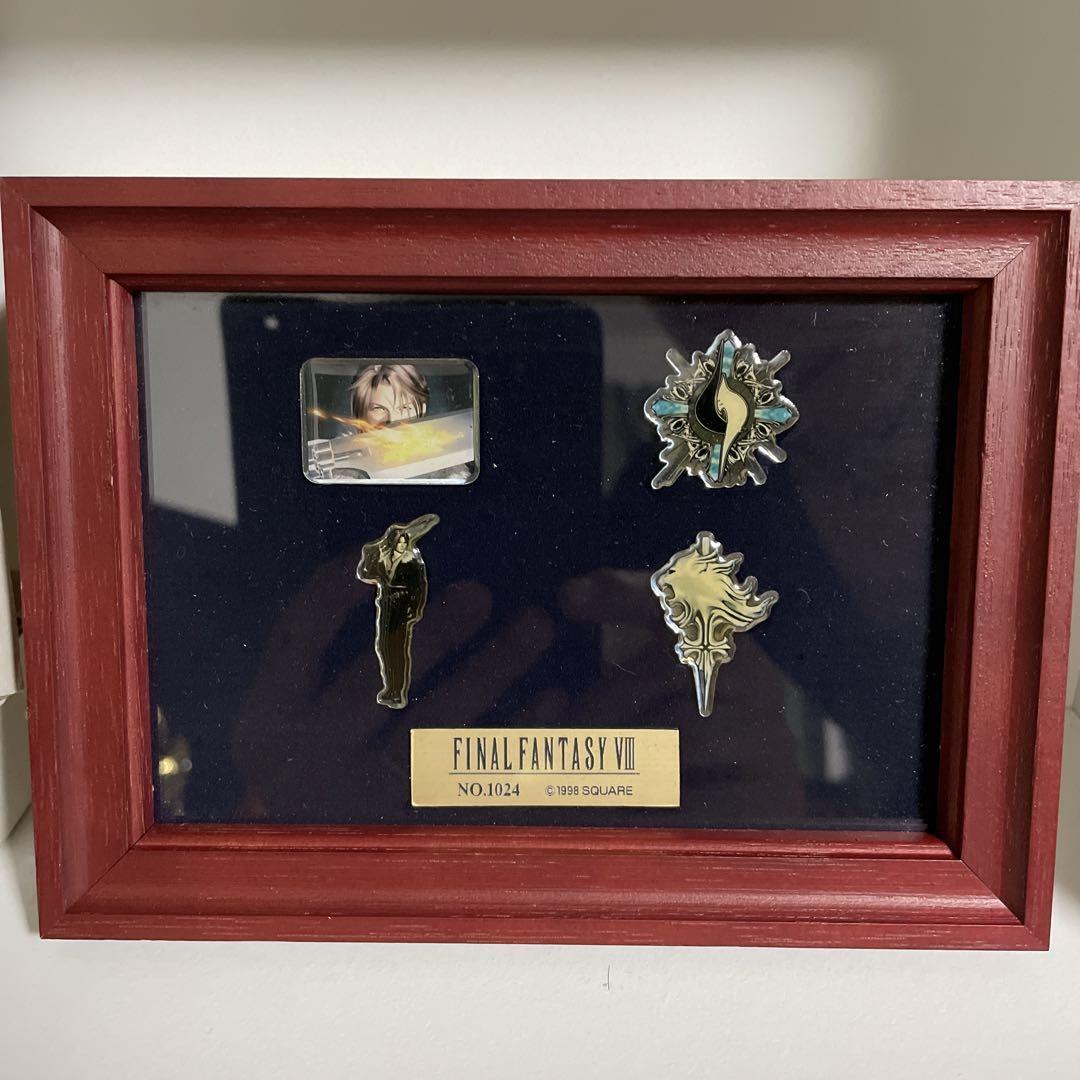 Rare Square Enix Final Fantasy 8 FFVIII vintage pin badge set with