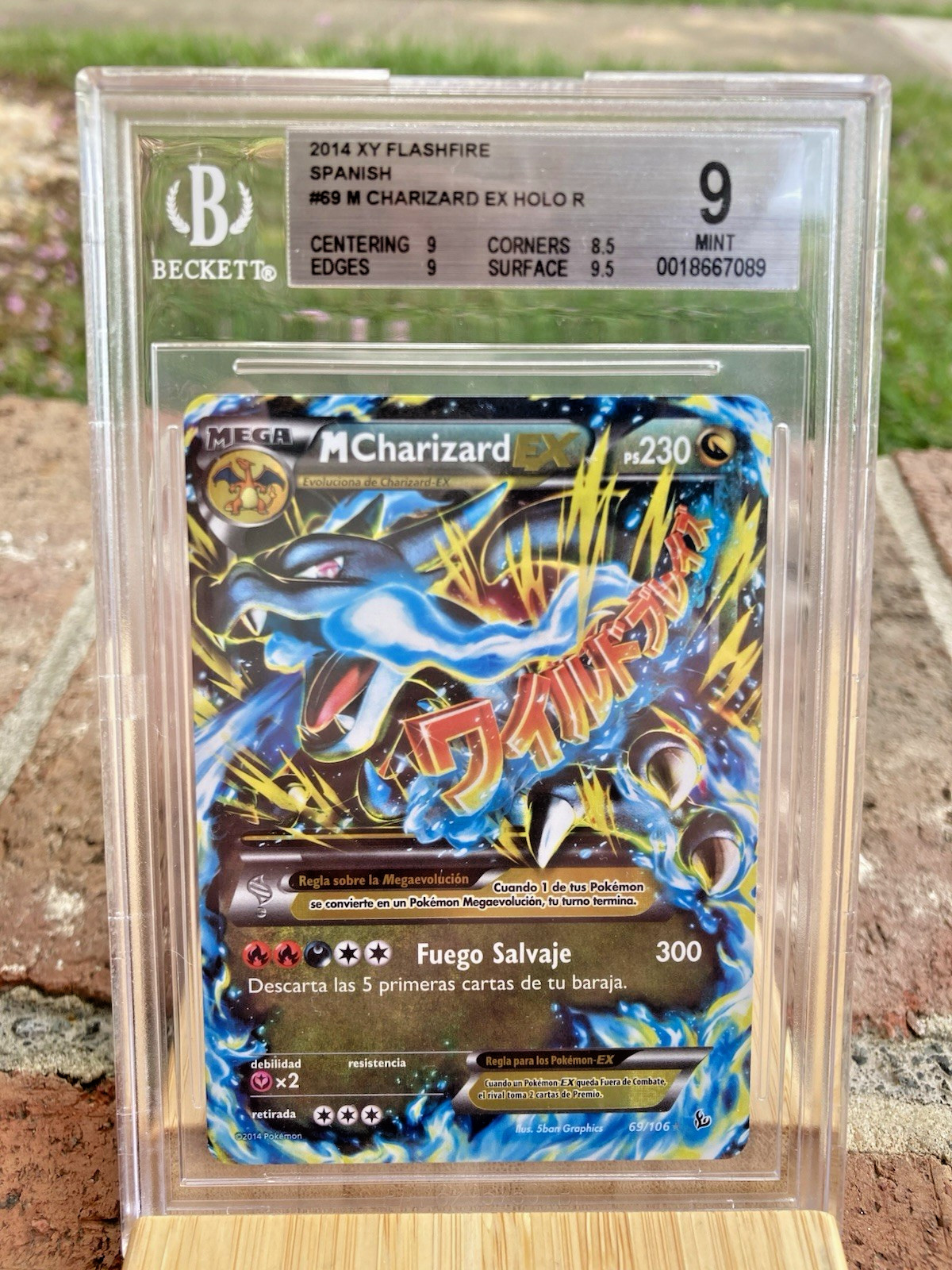 ~ESP~ SPANISH BGS 9 M Charizard EX FLASHFIRE 69 Pokemon Card