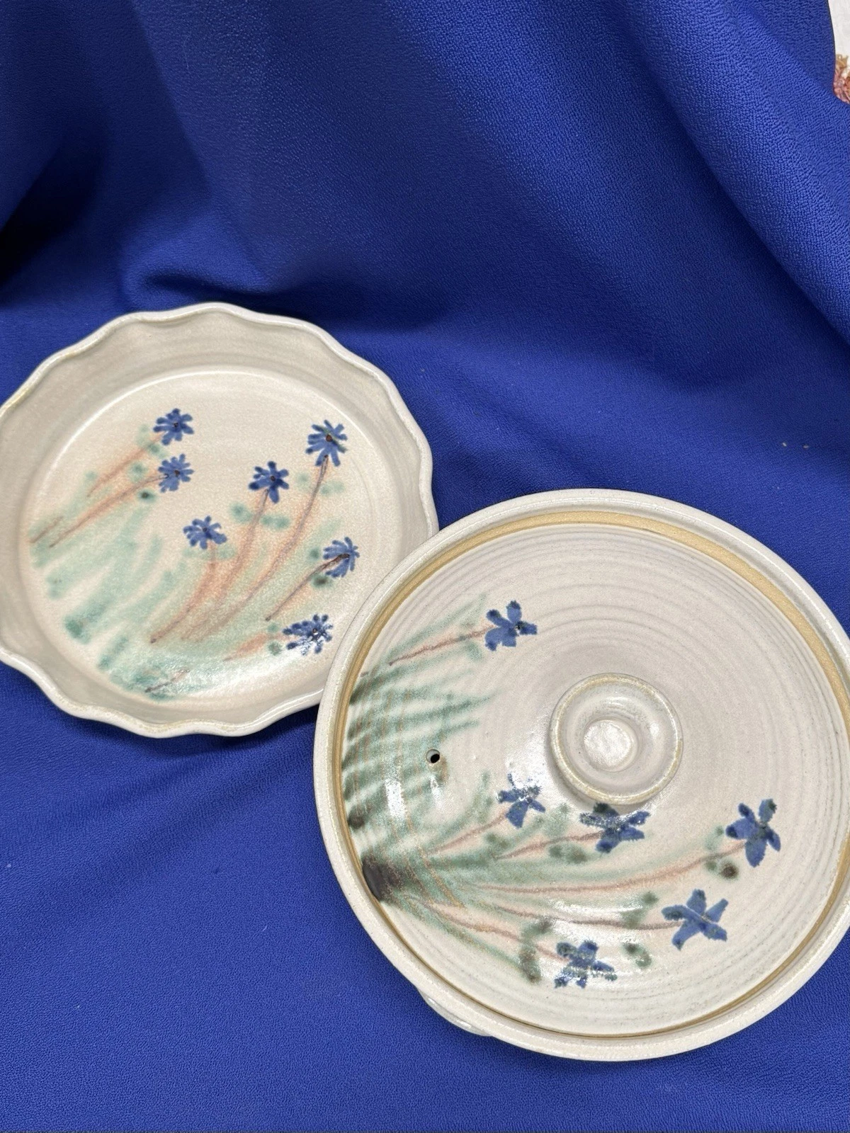 Glazed Pottery Bundt Cake Pan With Lid & Pie Dish