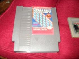 2 Nintendo Cartridges~ Cliffhanger (Game Boy) , Jeopardy ( NES )~ Untested ~