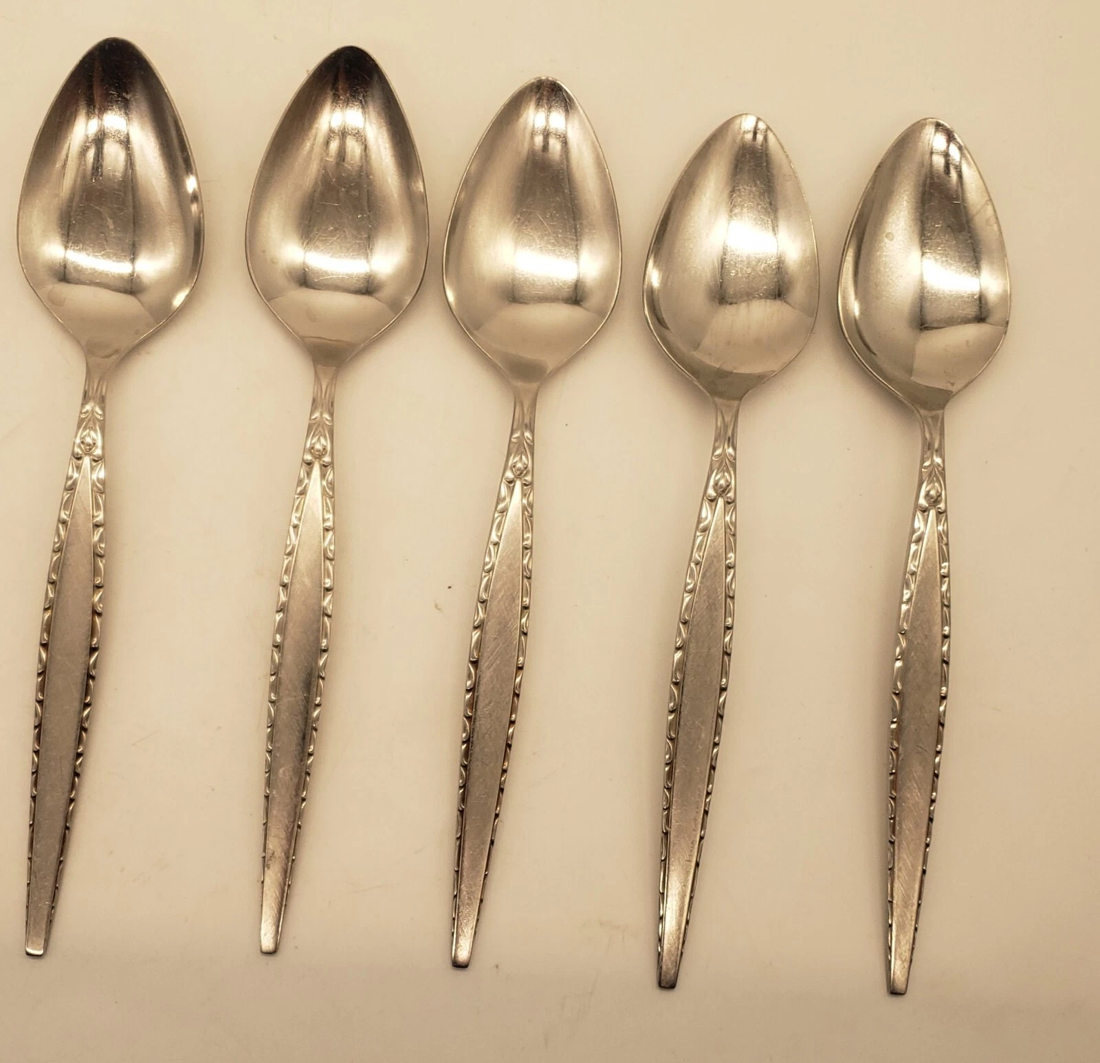 5 Vintage Oneida Silver Community Stainless Steel Venetia Serving Spoon 8.5 In
