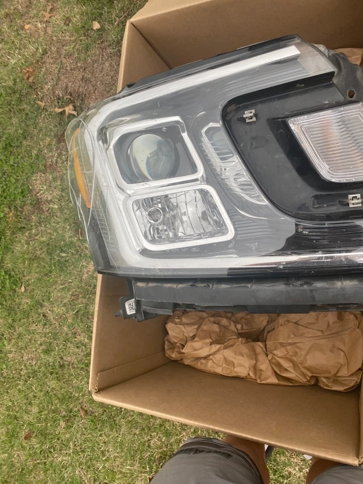 Faro delantero derecho del pasajero 2018 2019 2020 para Ford Expedition Foto 2 de 4