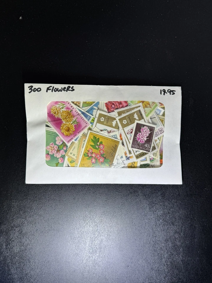 300 Premium World Assortment Used Stamp Collection Featuring Flowers - Image 3 of 3