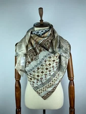 Mucho Gusto Silk Handmade Long Triangle Reversible Scarf