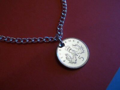 FÜNF (5) PENCE MÜNZANHÄNGER ARMBAND - SILBERBORDSTEINKETTE - 1990 bis 2008 