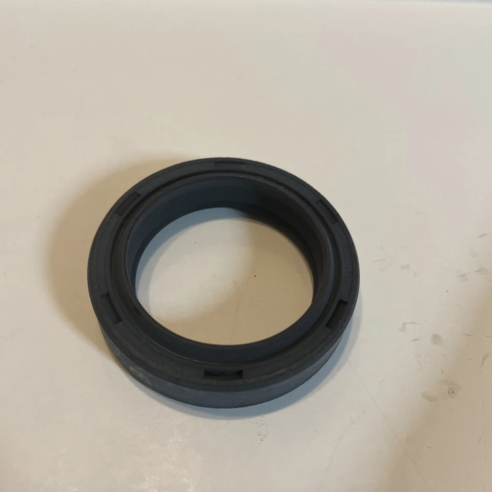 SELLO DE ACEITE PARA HORQUILLA DELANTERA YAMAHA OEM NOS / 48Y-23145-00 / YZ100 1T400 DT250 XT500 Foto 2 de 2