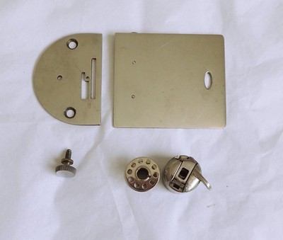 Vintage Singer Nähmaschine Nadelplatte / Schiebeplatte, Spulenkoffer 15k