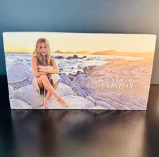 JENNIFER ANISTON 4-PIECE GIFT BOX SET - Perfume, Spray, Lotion & Gel - NOS Mint