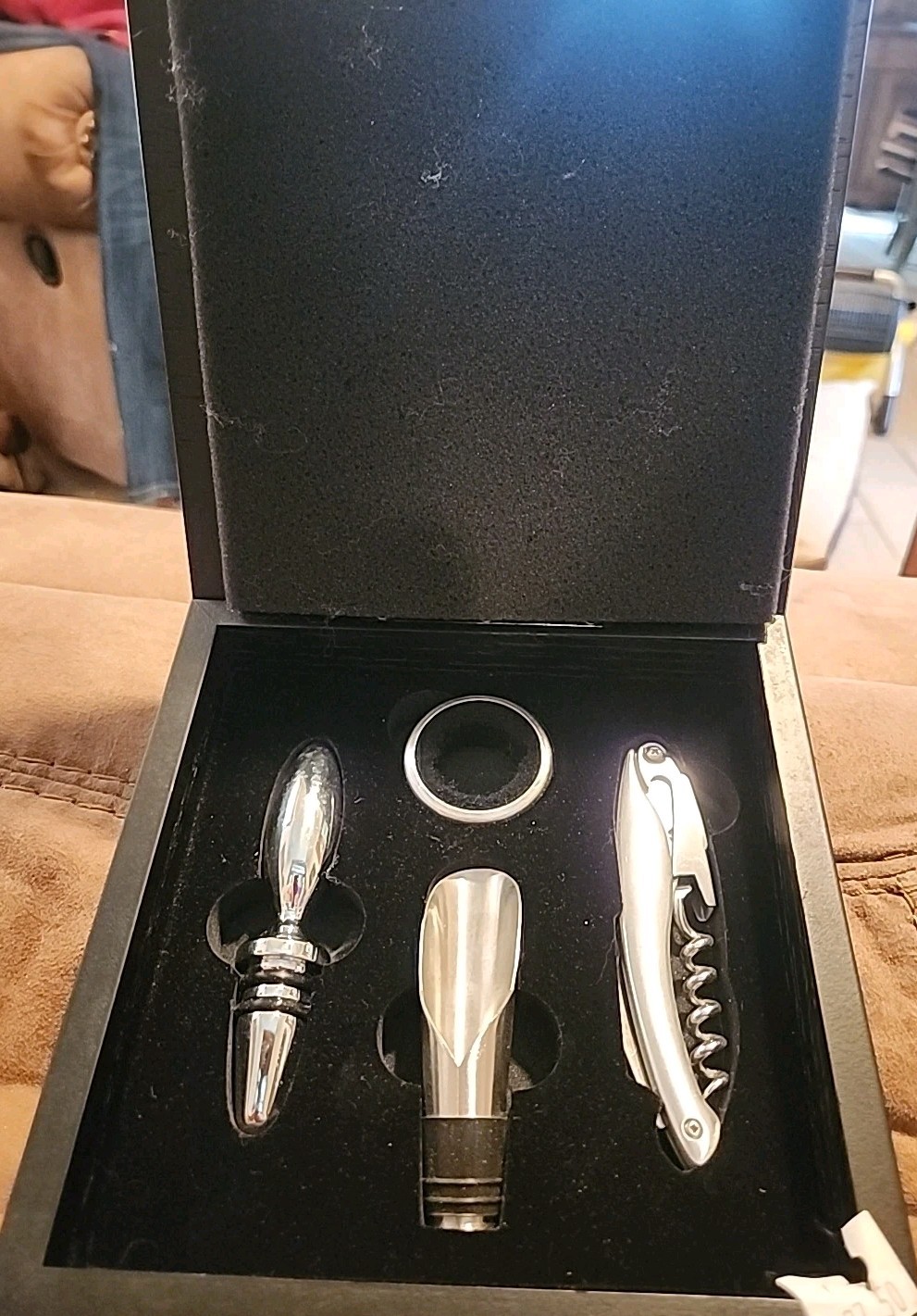 Elegant 4-In-1 Wine Accessories Gift Set - Stainless Steel, In Black Box