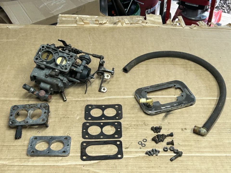 Carburador con acoplamiento 76-90 Jeep CJ YJ Wrangler 4,2 L 258 - Weber K551-M 32/36 Foto 3 de 4