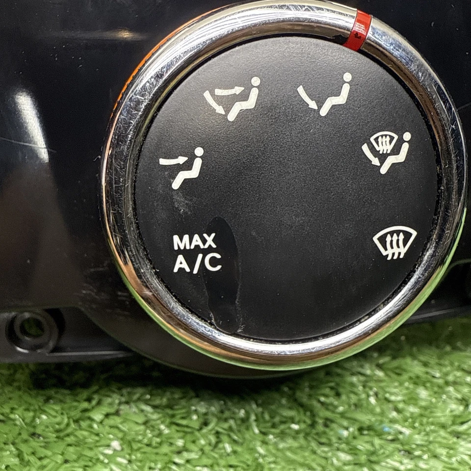 Panel de interruptor de control de clima de aire acondicionado Kia Forte 2012-2013 OEM 972501M381 ✅ Foto 4 de 4