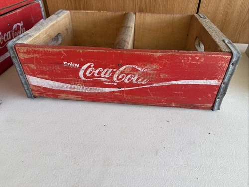 Vintage Coca-Cola Wooden Crate w/Metal Banding. 1978 Jonesboro Arkansas