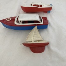 Vintage 1950/60 Model Boats X3 - Clock Work Battery For Restoration