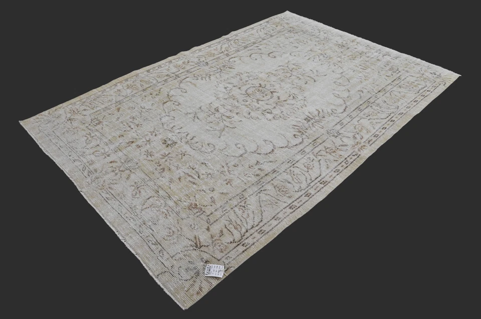 Alfombra Oushak Turca De Colección, Beige 6x9 pies, Lana Hecha a Mano, Bohemia Anatolia Foto 2 de 4