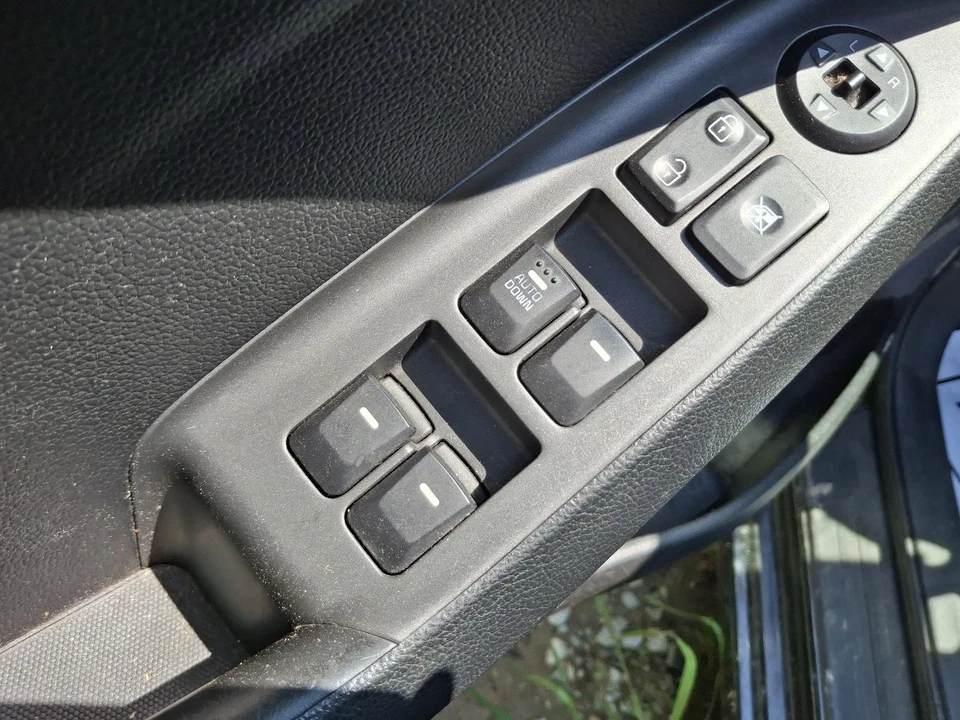 二手空气净化器组件适合:2016 起亚 Forte 2.0L 加拿大排放 A 级 — 第 3/4 张图片