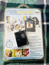 Digital Photo Keychain By Innovage Products Holds 60 Pictures Rechargeable