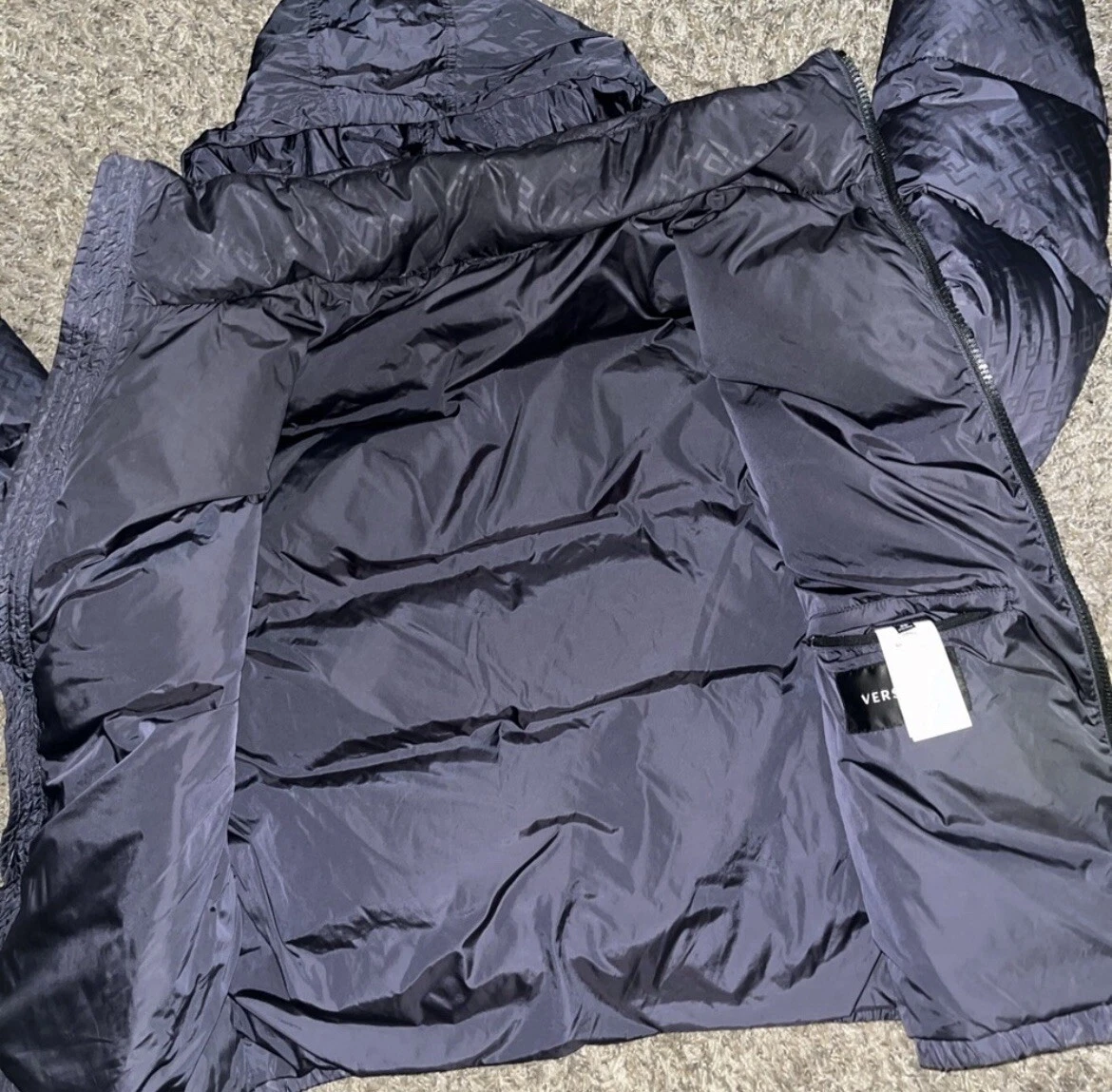 Versace Greca Print Puffer Jacket con cappuccio nero impacchettabile uomo M